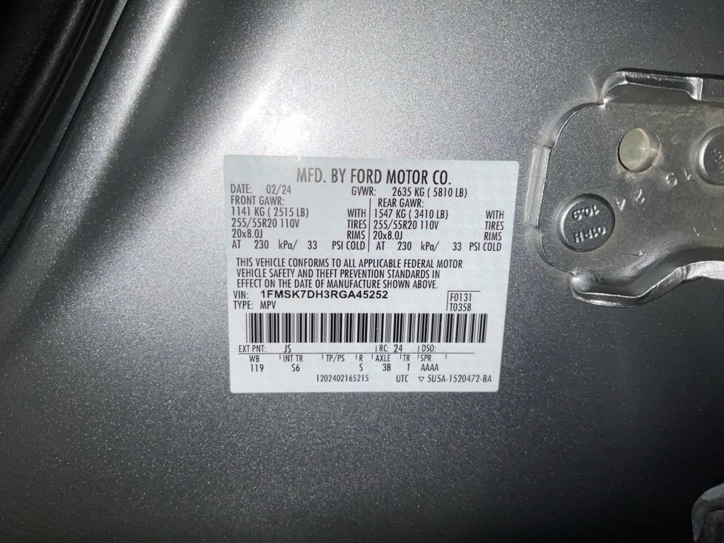 Certified 2024 Ford Explorer XLT w/ Equipment Group 202A RWD image 28