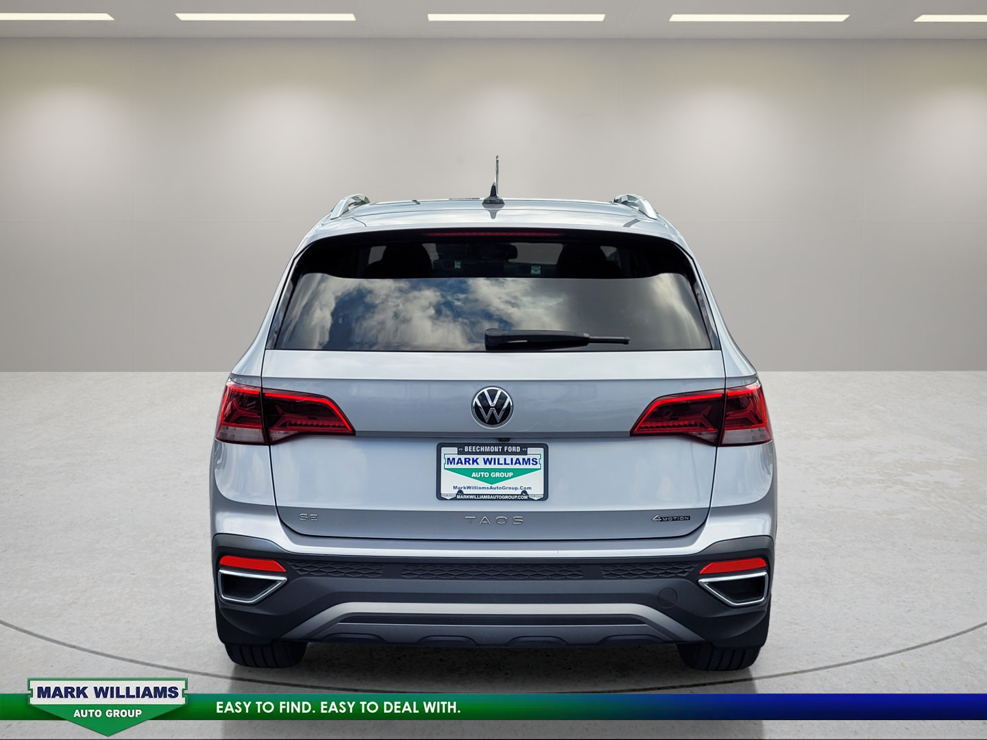 Used 2022 Volkswagen Taos SE FWD image 5