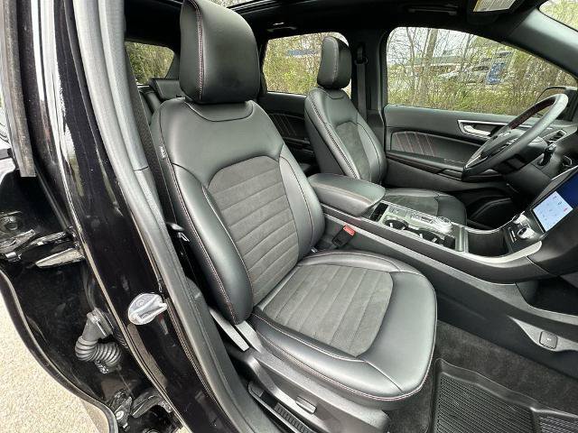Certified 2024 Ford Edge ST-Line AWD/4WD image 25