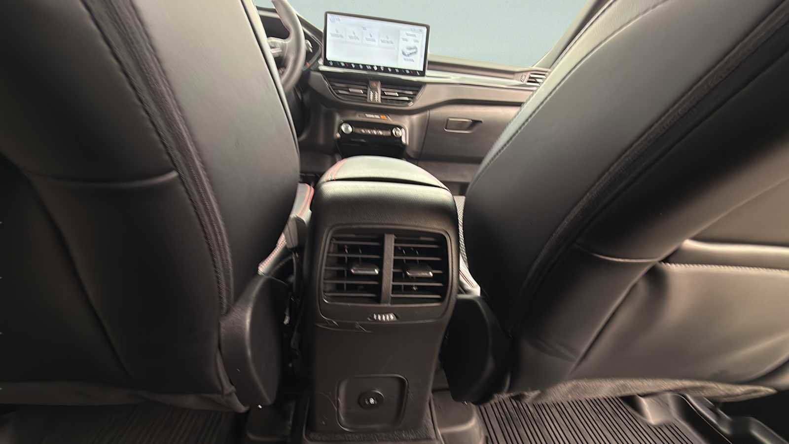 Certified 2025 Ford Escape ST-Line Elite w/ Class II Trailer Tow Package image 41