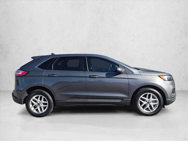 Certified 2023 Ford Edge SEL w/ Convenience Package AWD/4WD image 4