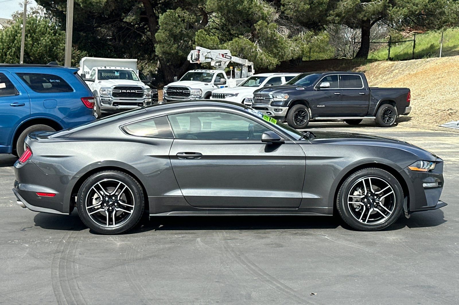 Certified 2019 Ford Mustang Coupe w/ Equipment Group 101A image 6