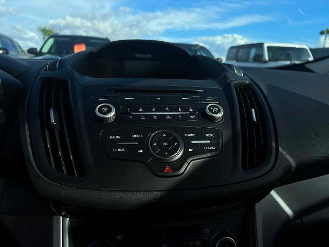 Certified 2017 Ford C-MAX Energi SE image 15