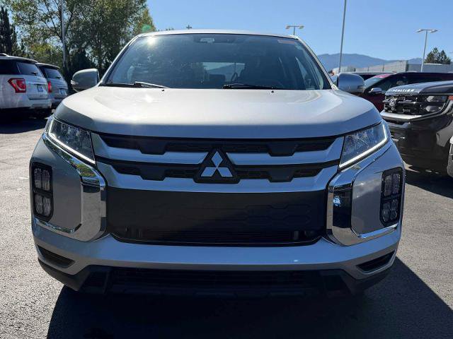 Used 2025 Mitsubishi Outlander Sport SE AWD/4WD image 2