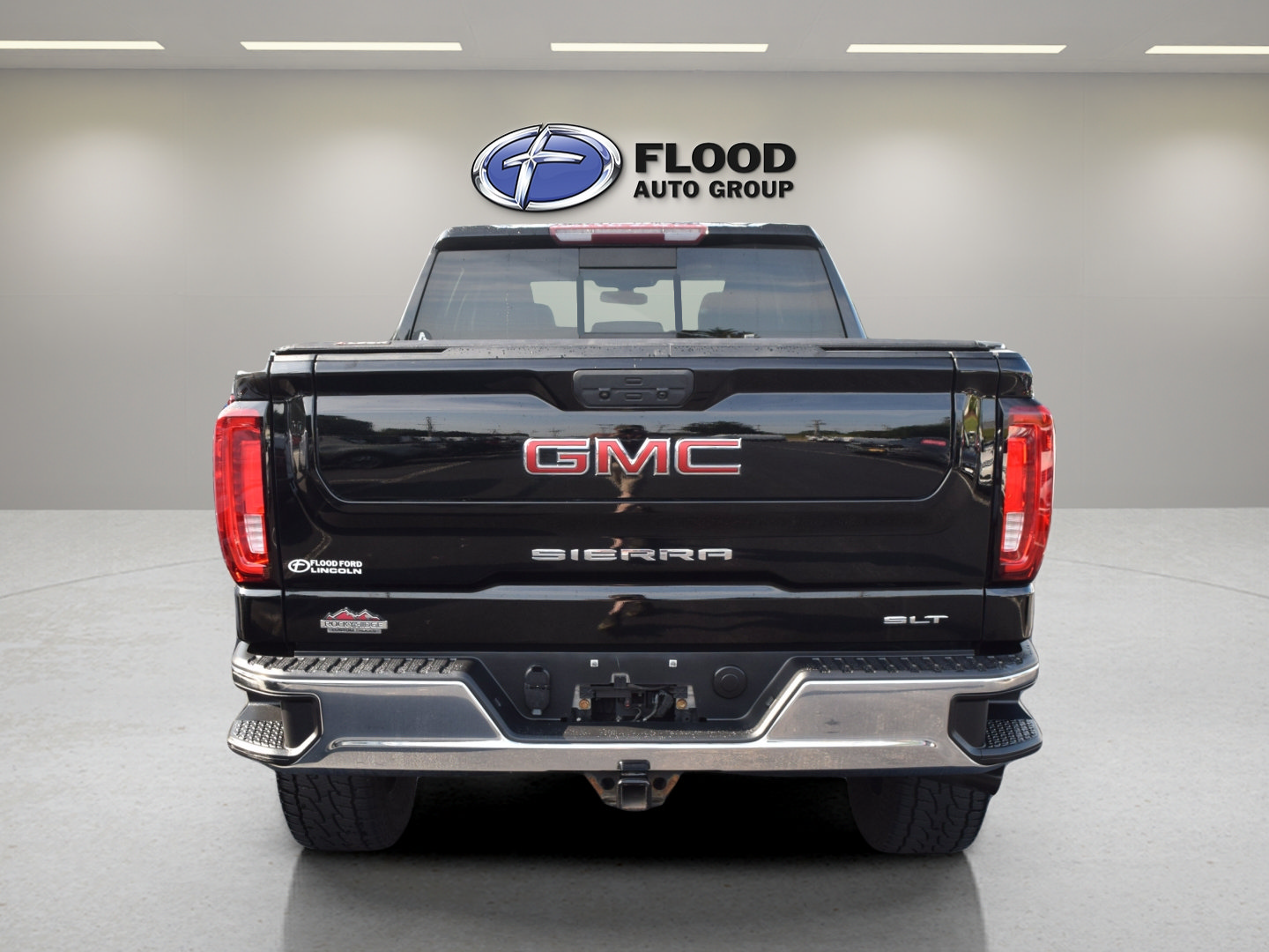 Used 2019 GMC Sierra 1500 SLT w/ SLT Convenience Package AWD/4WD image 5