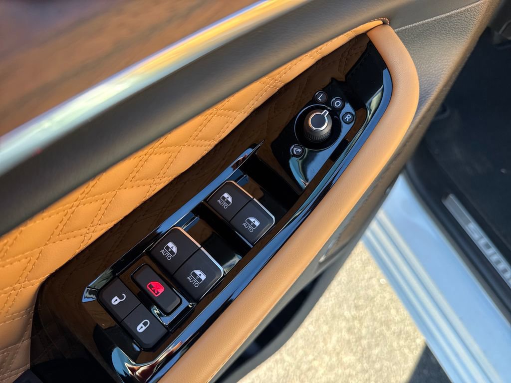 Used 2022 Jeep Grand Cherokee Summit w/ Adv Protech Group IV image 18