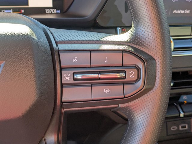 Used 2024 Chevrolet Colorado Trail Boss w/ Technology Package image 21