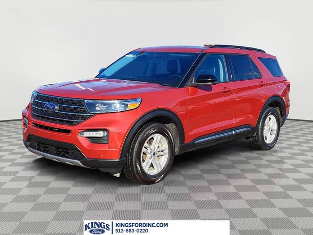 Certified 2023 Ford Explorer XLT w/ Equipment Group 202A AWD/4WD image 1