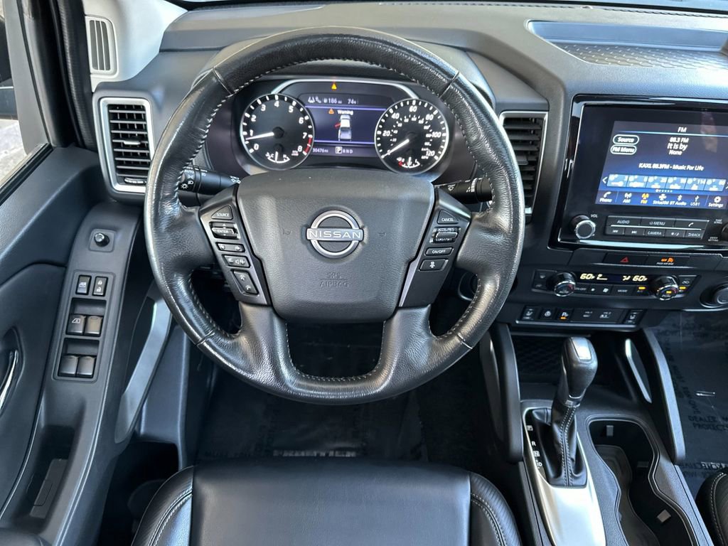 Used 2022 Nissan Frontier SV w/ SV Premium Package RWD image 13