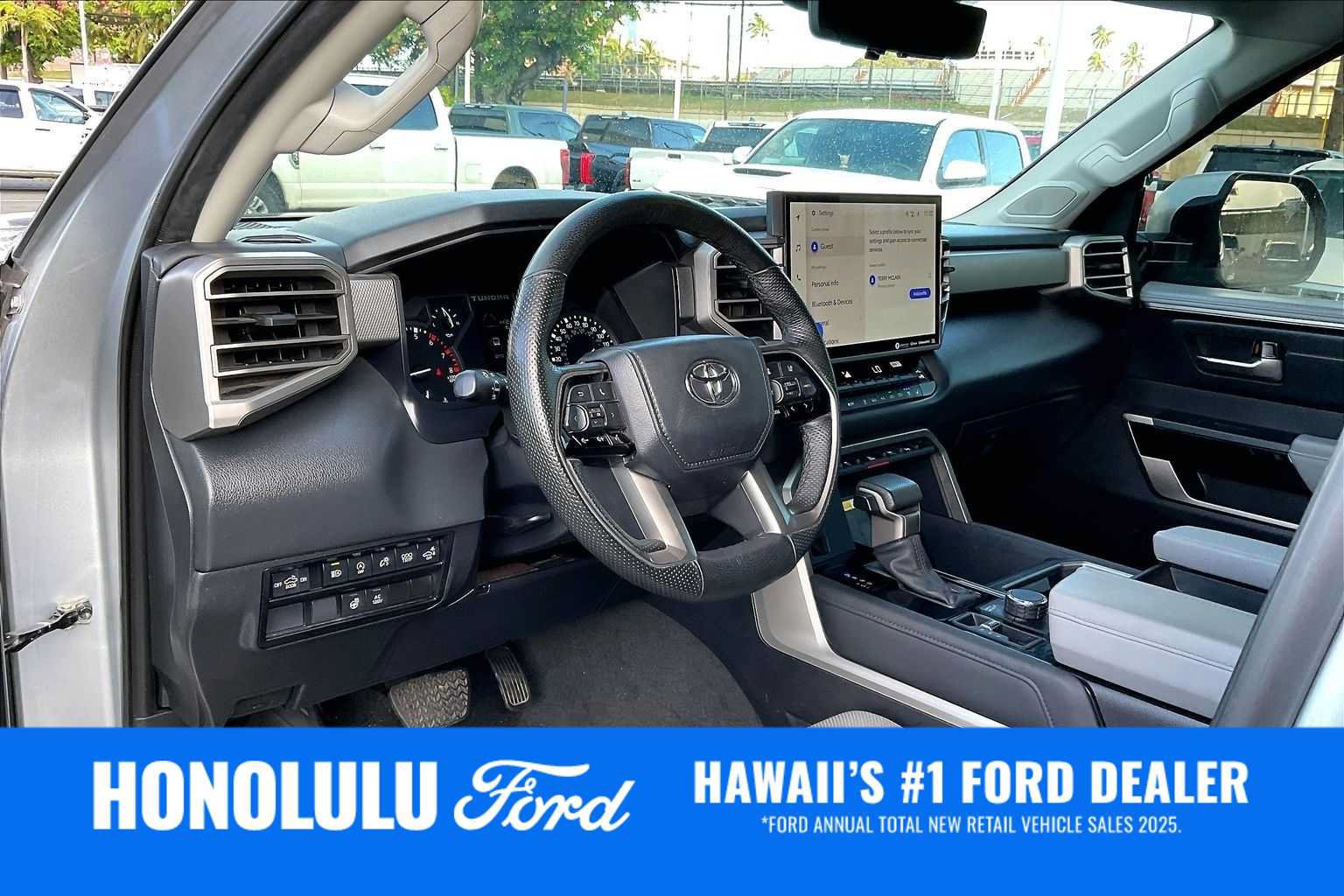 Used 2023 Toyota Tundra Limited AWD/4WD image 2