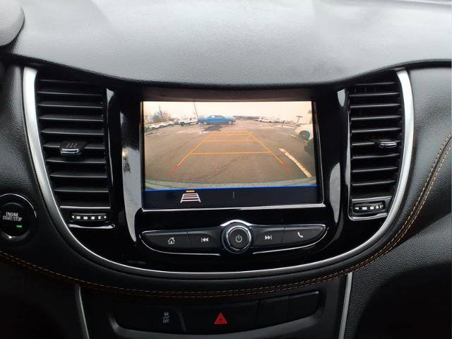 Used 2022 Chevrolet Trax LT w/ LT Convenience Package image 26