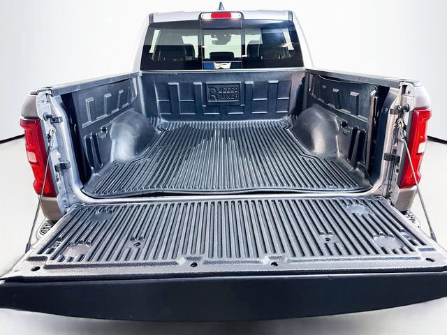 Used 2025 RAM 1500 Laramie image 10
