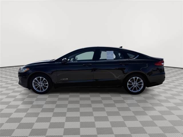 Certified 2019 Ford Fusion SE FWD image 4
