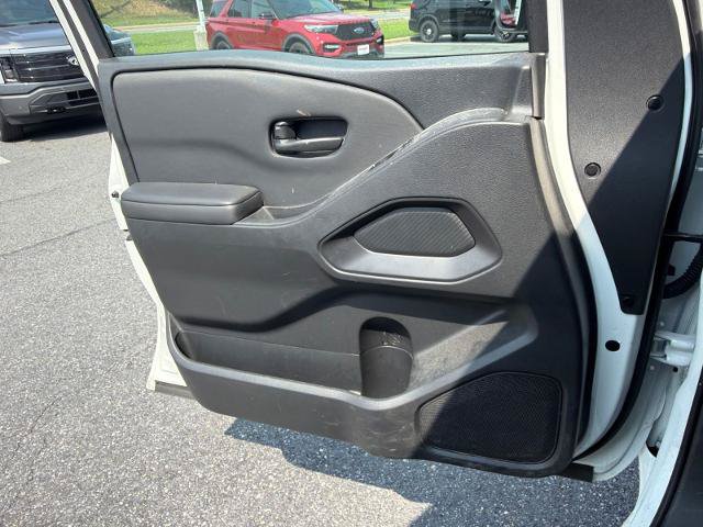 Used 2024 Nissan Frontier S RWD image 23