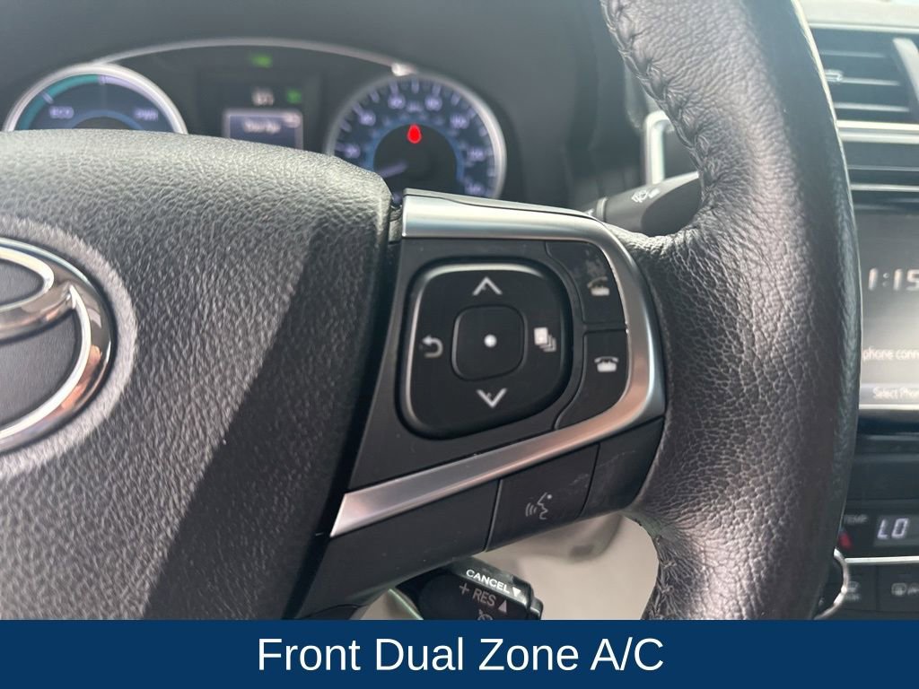 Used 2017 Toyota Camry XLE image 16