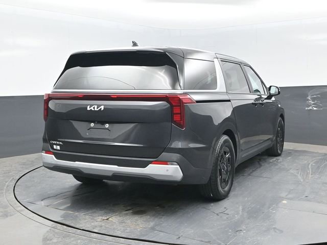 Used 2025 Kia Carnival FWD image 20
