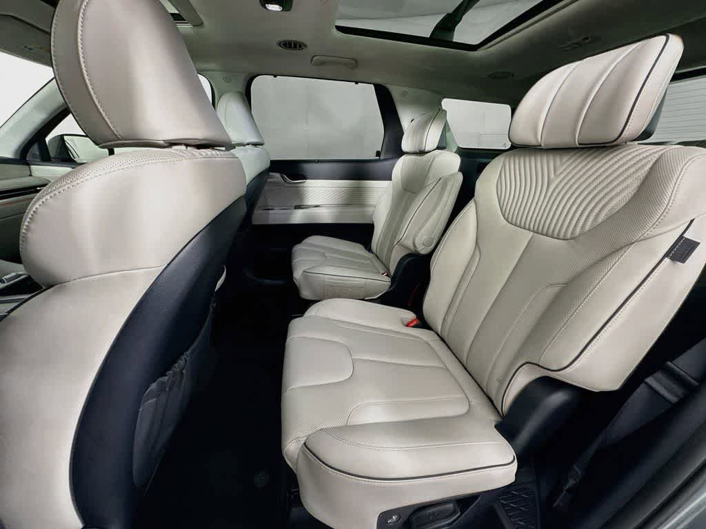 Used 2024 Hyundai Palisade Calligraphy AWD/4WD image 13