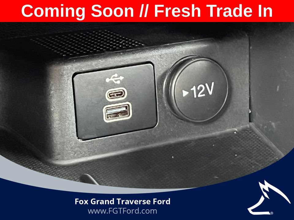 Certified 2025 Ford Escape ST-Line Select AWD/4WD image 25