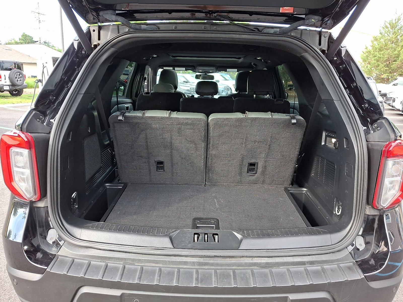 Certified 2023 Ford Explorer Timberline w/ Timberline Technology Package AWD/4WD image 31