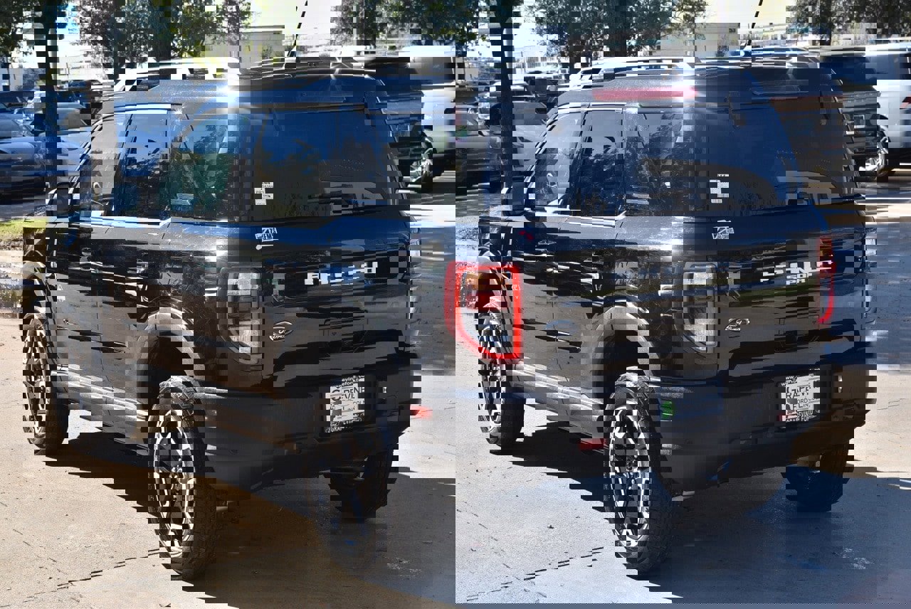 Certified 2023 Ford Bronco Sport Outer Banks w/ Tech Package image 10