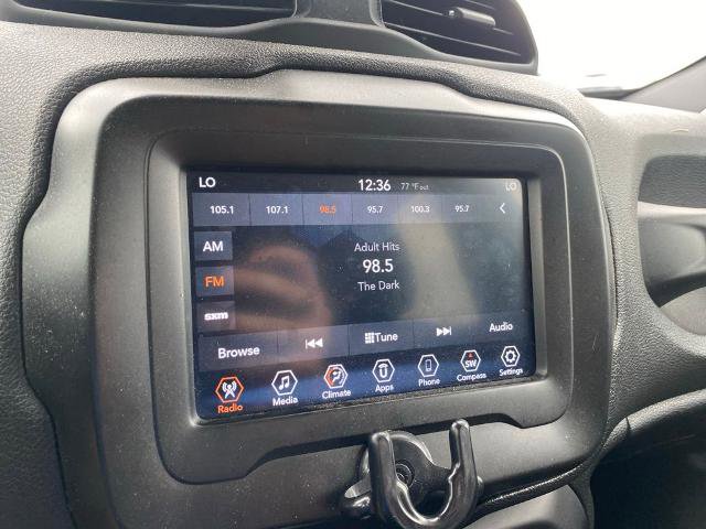 Used 2020 Jeep Renegade Latitude FWD image 20