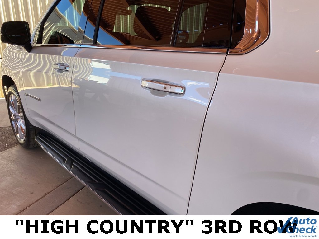 Used 2023 Chevrolet Suburban High Country image 18