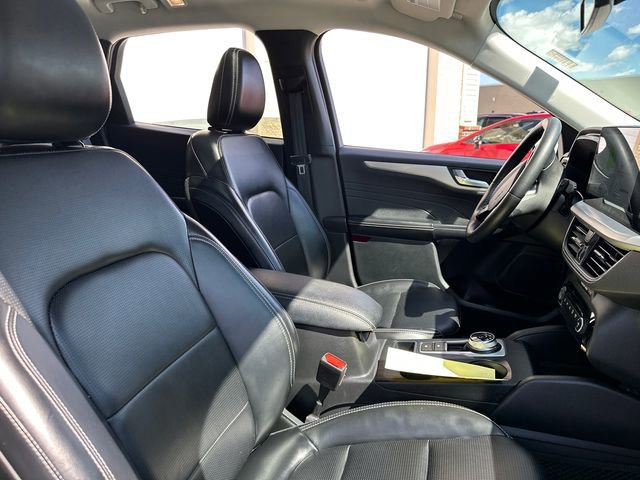 Certified 2023 Ford Escape Platinum image 16