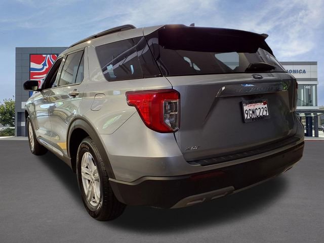Certified 2023 Ford Explorer XLT w/ Equipment Group 202A RWD image 3