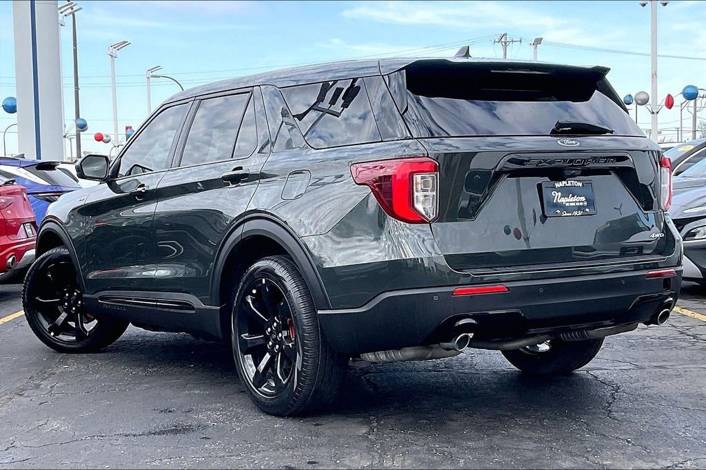 Certified 2022 Ford Explorer ST-Line image 9