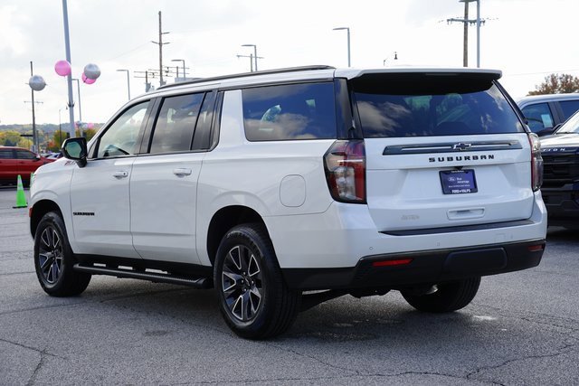 Used 2021 Chevrolet Suburban Z71 w/ Max Trailering Package image 3