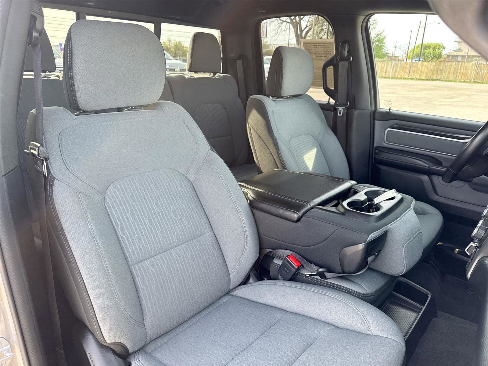 Used 2021 RAM 1500 Big Horn image 28