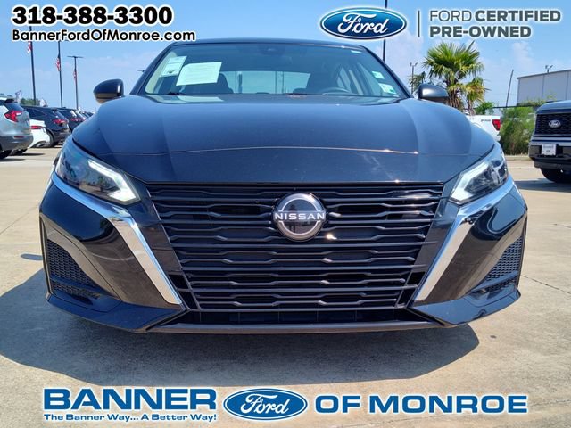 Used 2024 Nissan Altima 2.5 SV FWD image 10