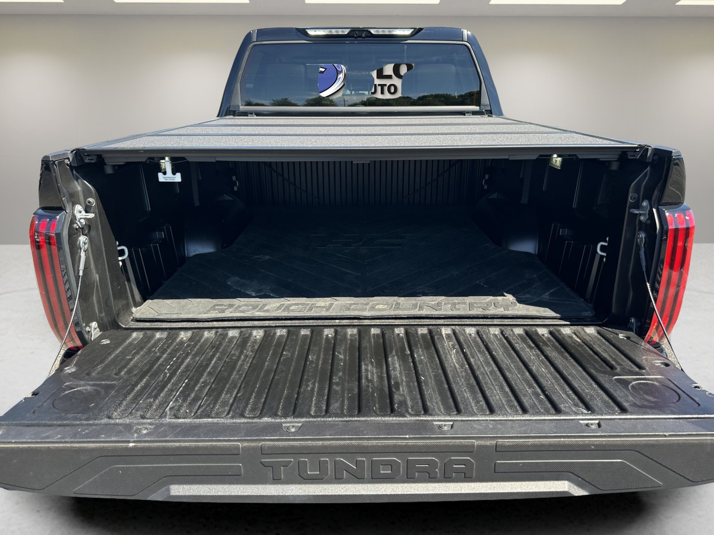 Used 2024 Toyota Tundra Limited AWD/4WD image 7