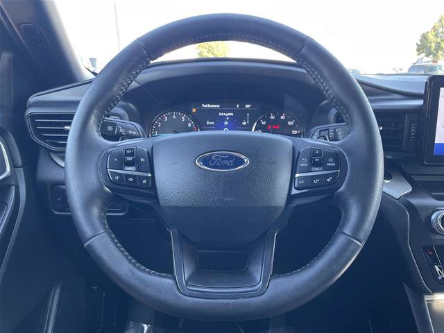 Certified 2020 Ford Explorer XLT w/ Comfort Package AWD/4WD image 12