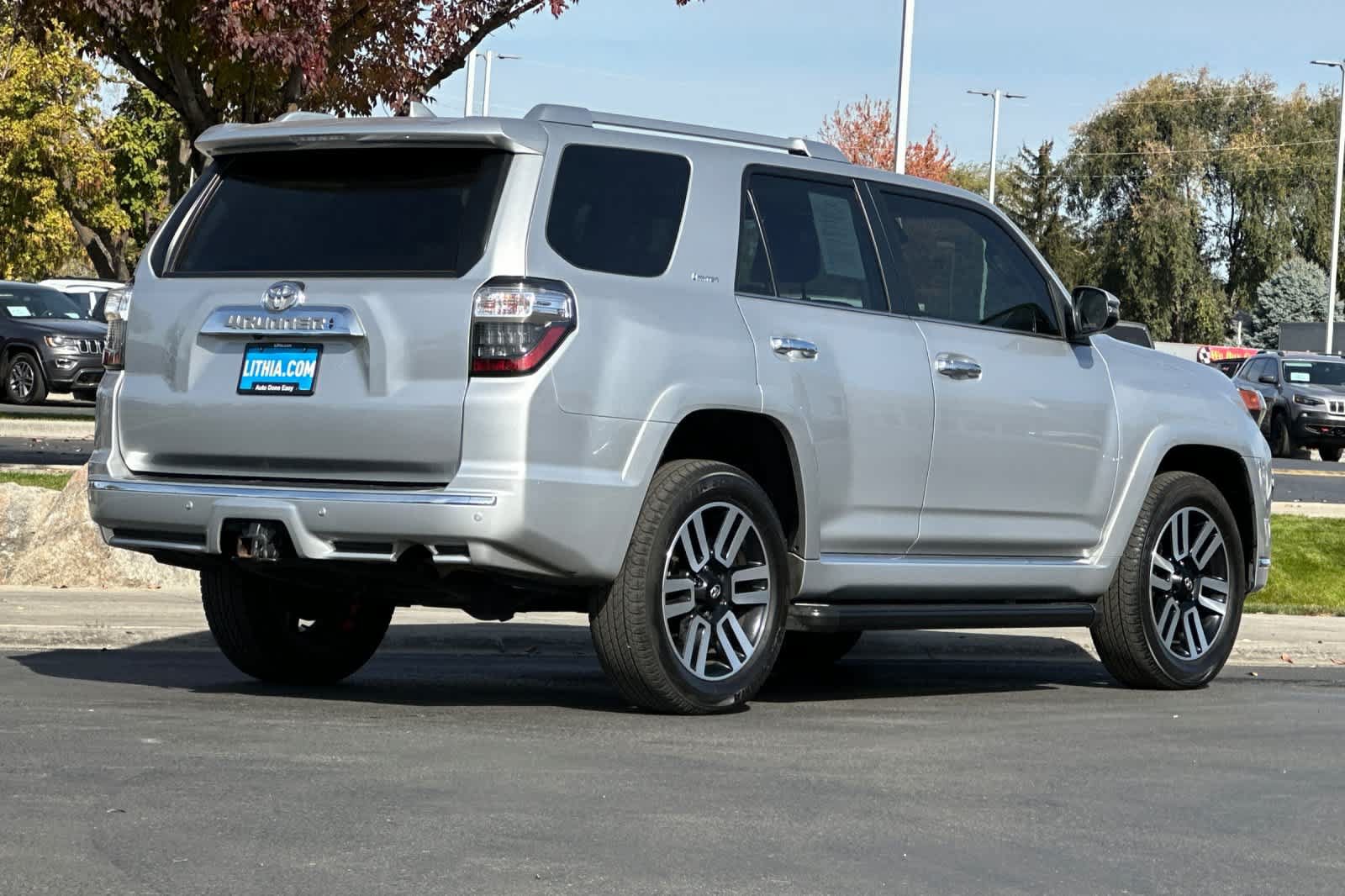 Used 2023 Toyota 4Runner Limited AWD/4WD image 2