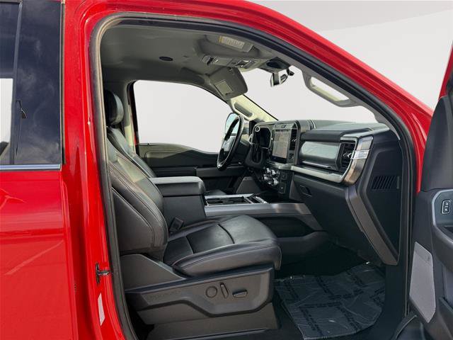 Certified 2025 Ford F250 Lariat w/ Lariat Ultimate Package AWD/4WD image 9