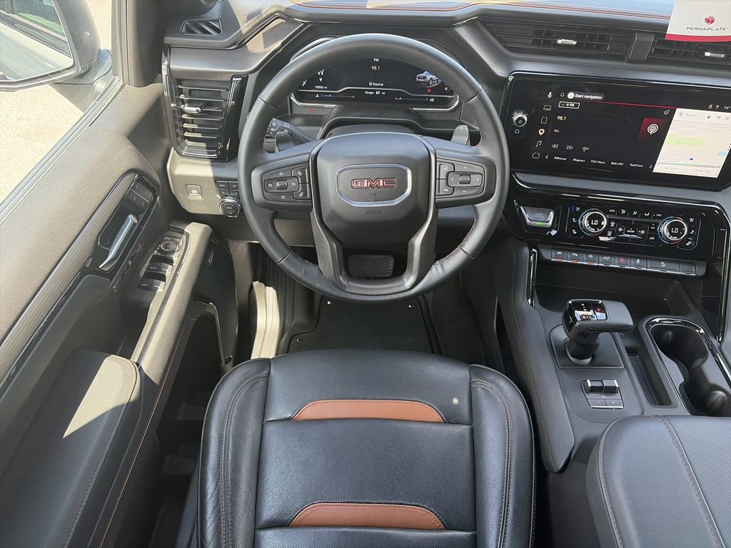 Used 2025 GMC Sierra 1500 AT4 w/ AT4 Premium Package AWD/4WD image 15