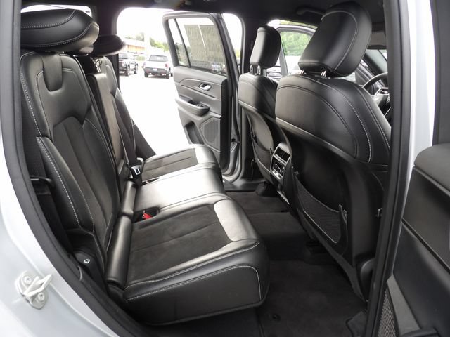 Used 2023 Jeep Grand Cherokee Altitude AWD/4WD image 34