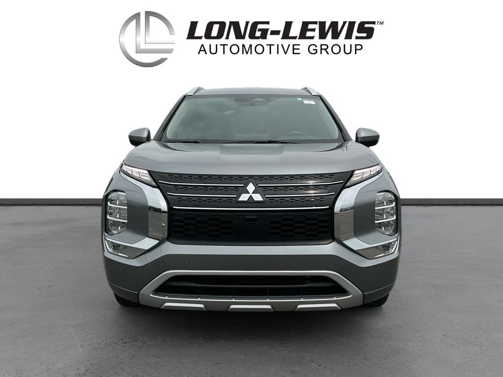 Used 2023 Mitsubishi Outlander SEL FWD image 11