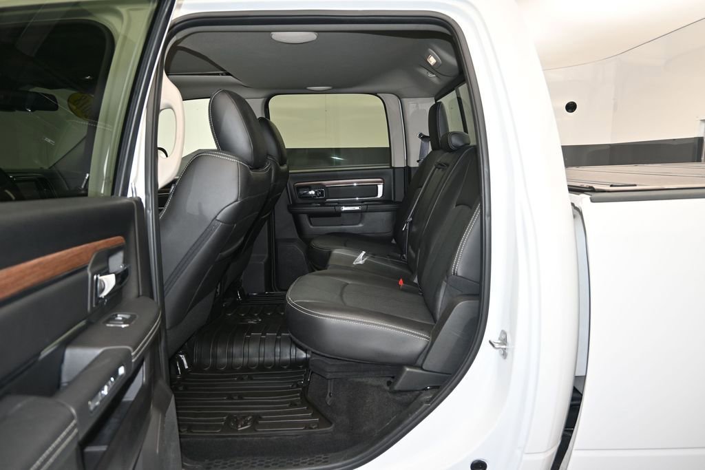 Used 2018 RAM 2500 Laramie w/ Sport Appearance Group AWD/4WD image 13