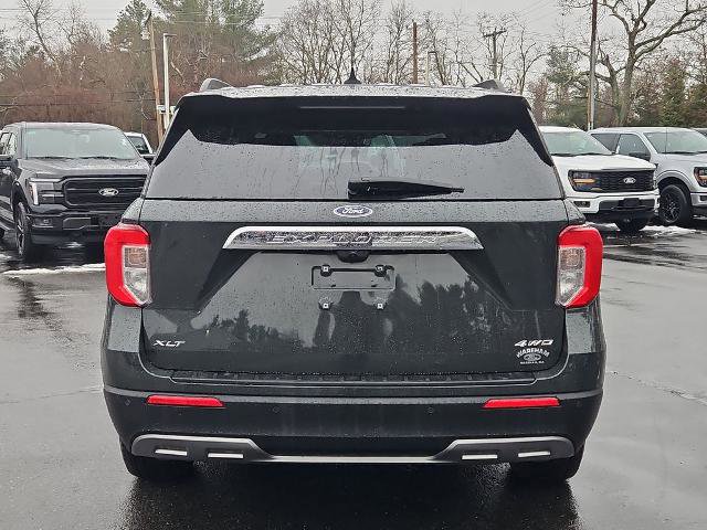 Certified 2022 Ford Explorer XLT w/ Equipment Group 202A AWD/4WD image 32