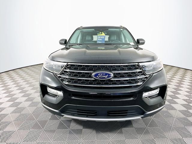 Certified 2023 Ford Explorer XLT w/ Equipment Group 202A image 5