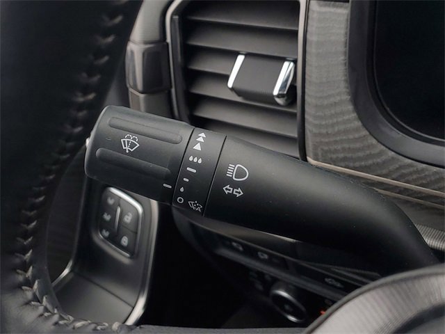 Certified 2023 Ford F150 Platinum w/ Equipment Group 701A High image 17