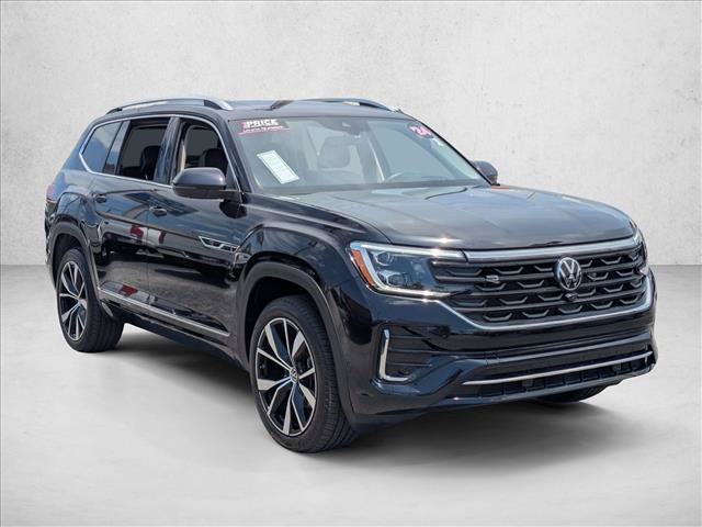 Used 2024 Volkswagen Atlas SEL Premium R-Line AWD/4WD image 3