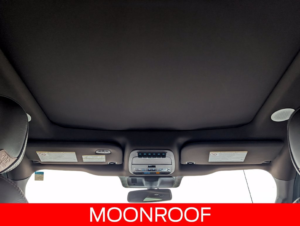 Certified 2024 Ford F350 King Ranch w/ FX4 Off-Road Package AWD/4WD image 14