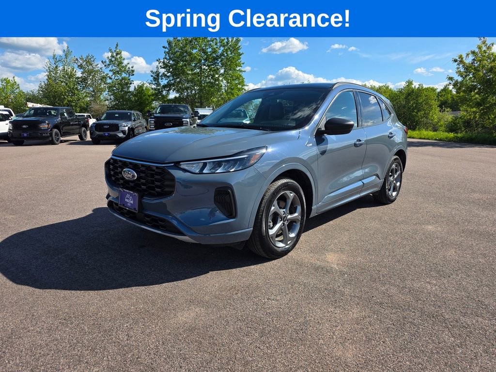 Certified 2024 Ford Escape ST-Line w/ Tech Pack #1 AWD/4WD image 3
