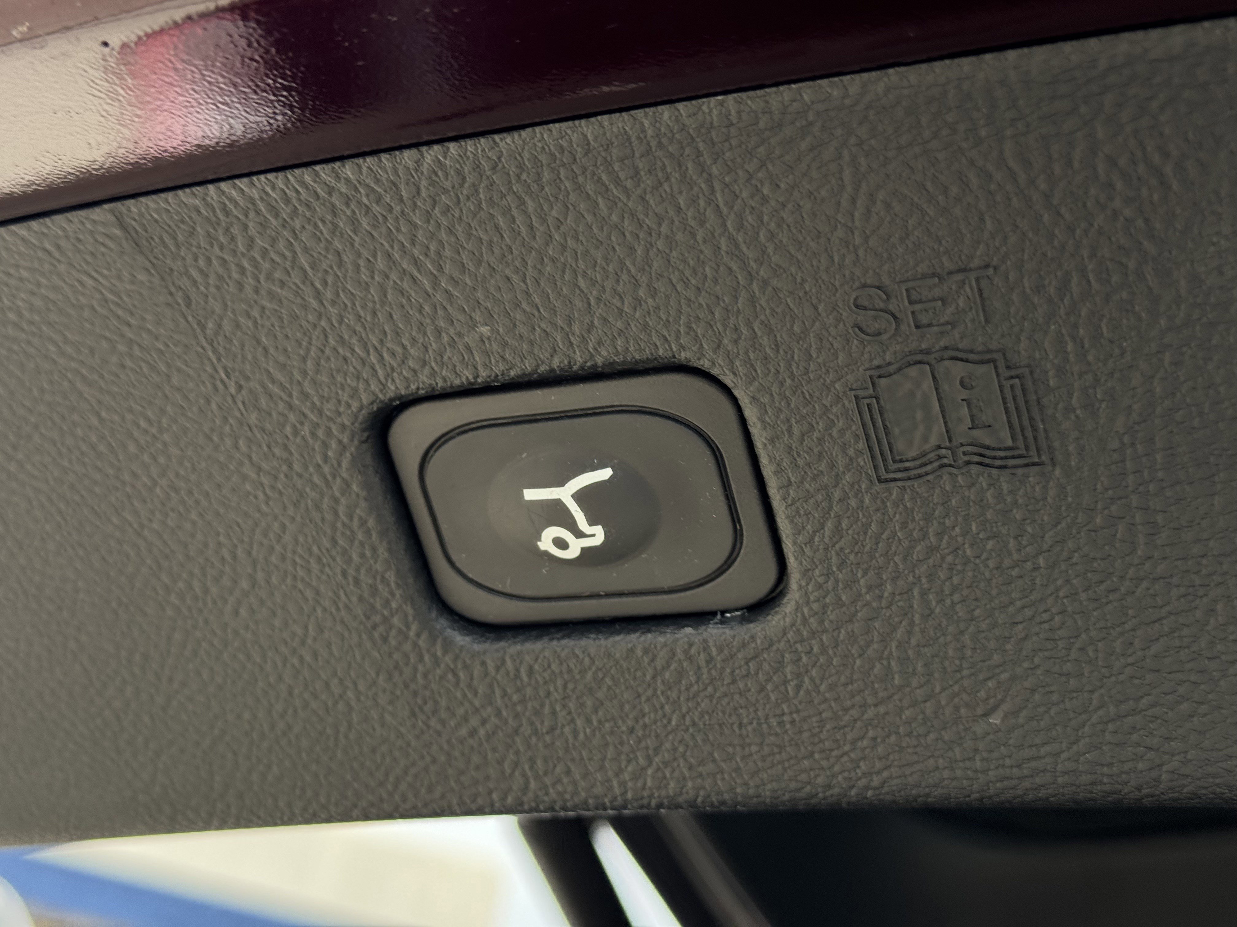 Certified 2022 Ford Edge Titanium w/ Equipment Group 301A image 13