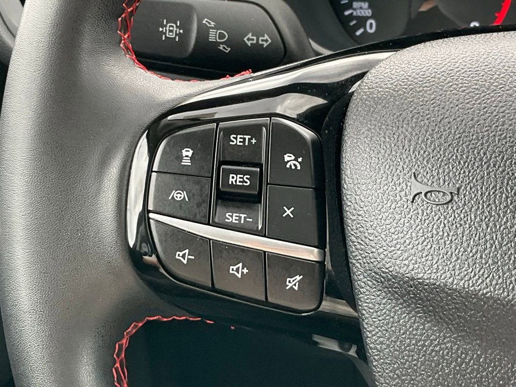 Certified 2022 Ford Escape SEL w/ SEL Stealth AWD Package image 6