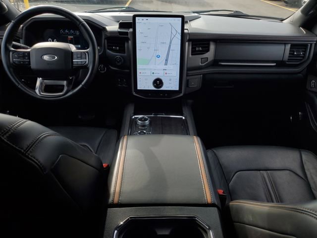 Certified 2024 Ford Expedition Max Platinum image 31