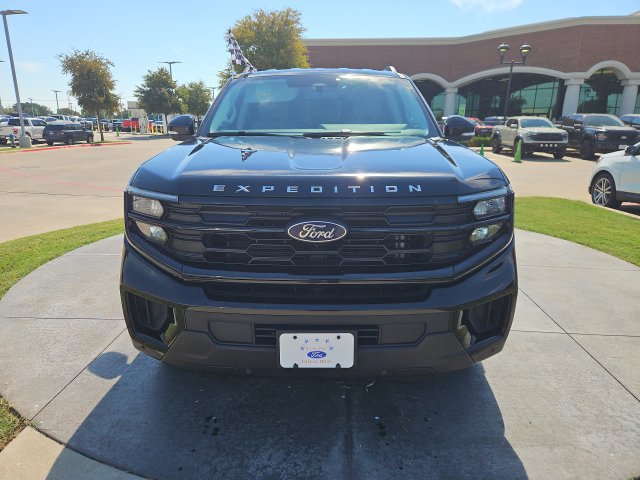 Certified 2026 Ford Expedition Active RWD image 2